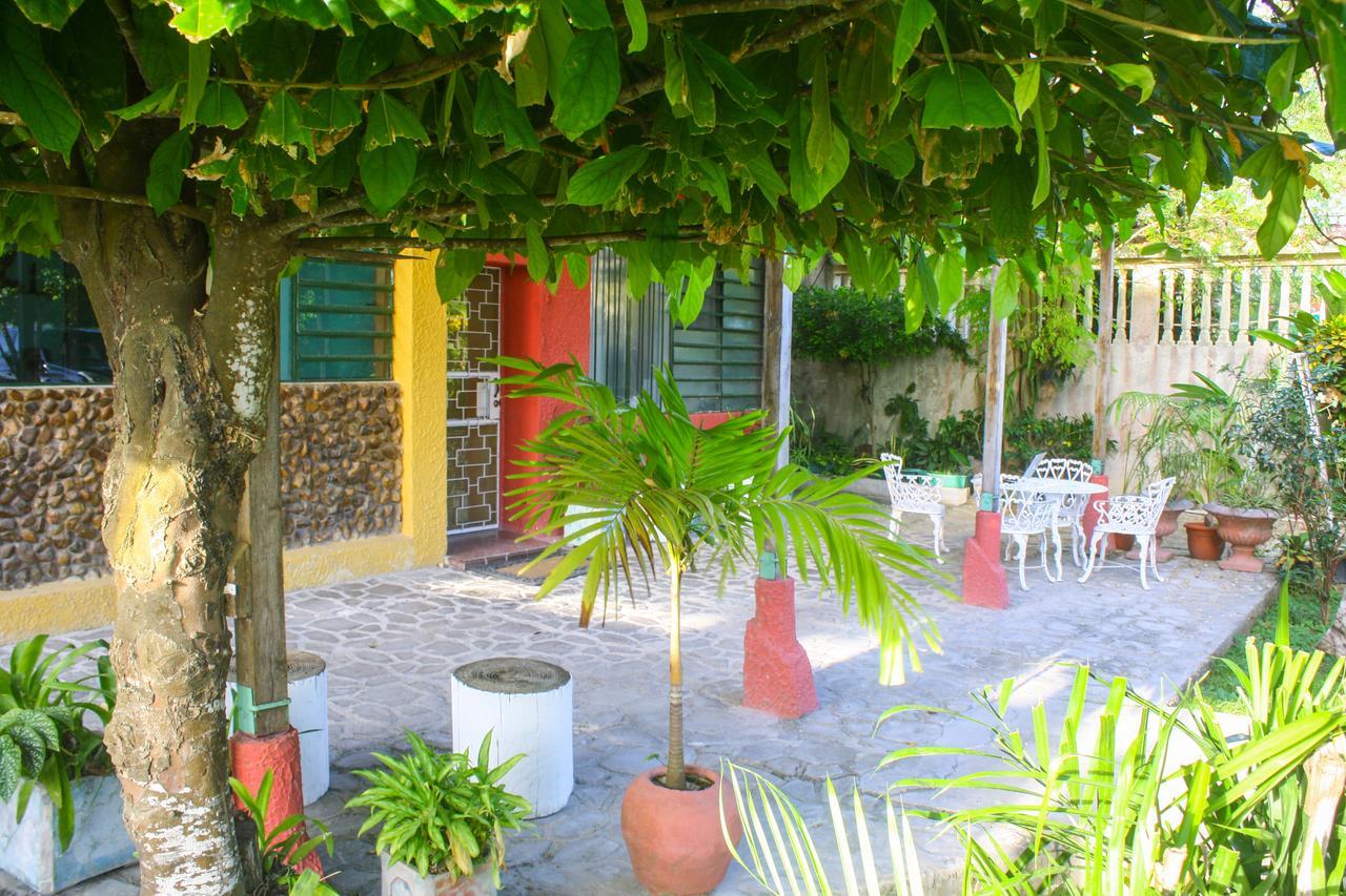 קורוזאל Hotel Maya מראה חיצוני תמונה